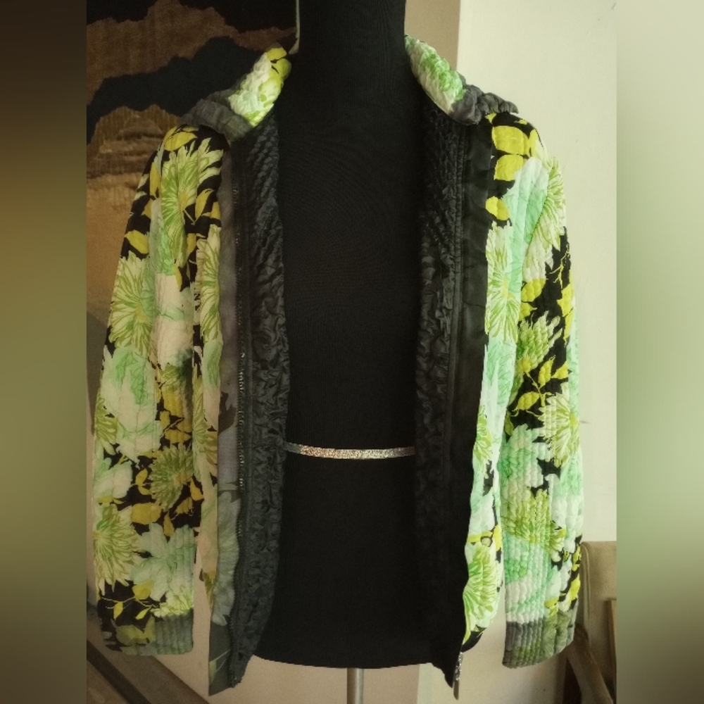 Ubu Reversible Jacket Floral And Black
